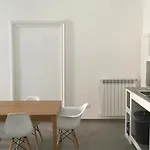 ベッド・アンド・ブレックファスト Fraleporte