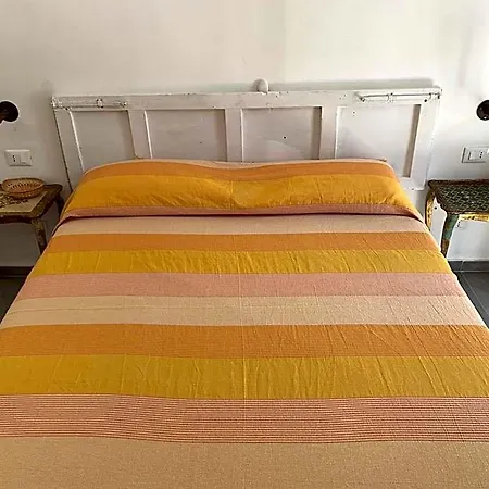 Fraleporte Couette-café 4*